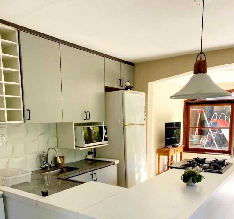 Petrópolis Aconchego De Itaipava - Casa De 3 Quartos, Equipada, Area Kids, Jacuzzi, Pet Friendly, Churrasqueira, Em Meio A Natureza E Proximo Ao Centro Do Bairro מראה חיצוני תמונה